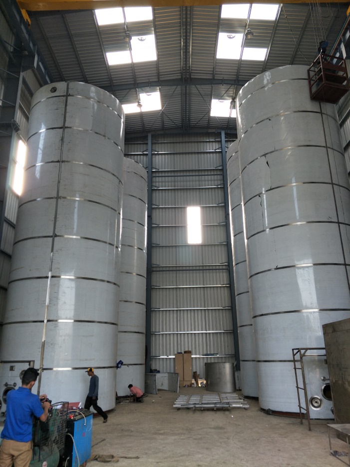 Large industrial tanks under fabrication